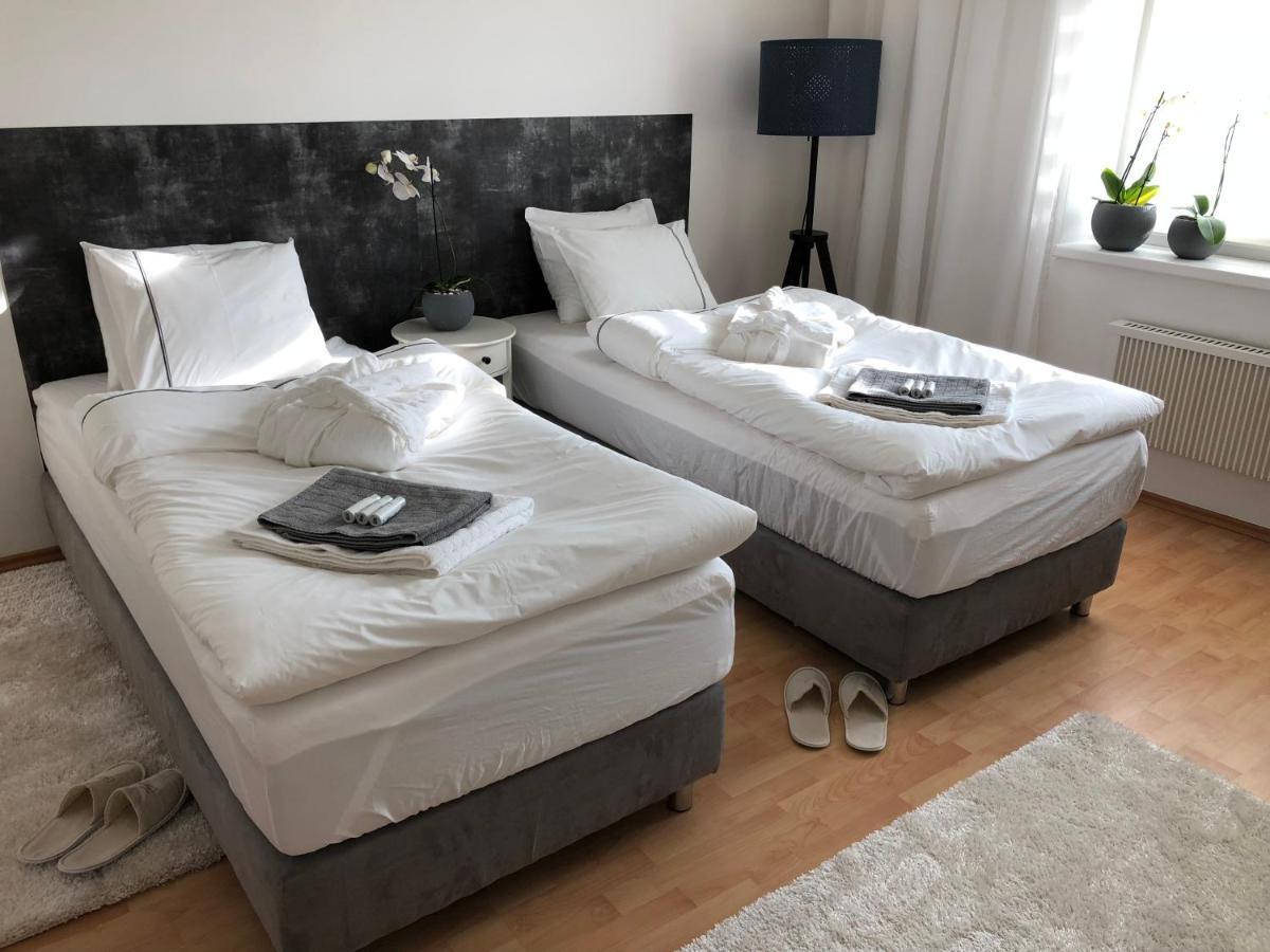 Pension Skylark Pardubice Zimmer foto